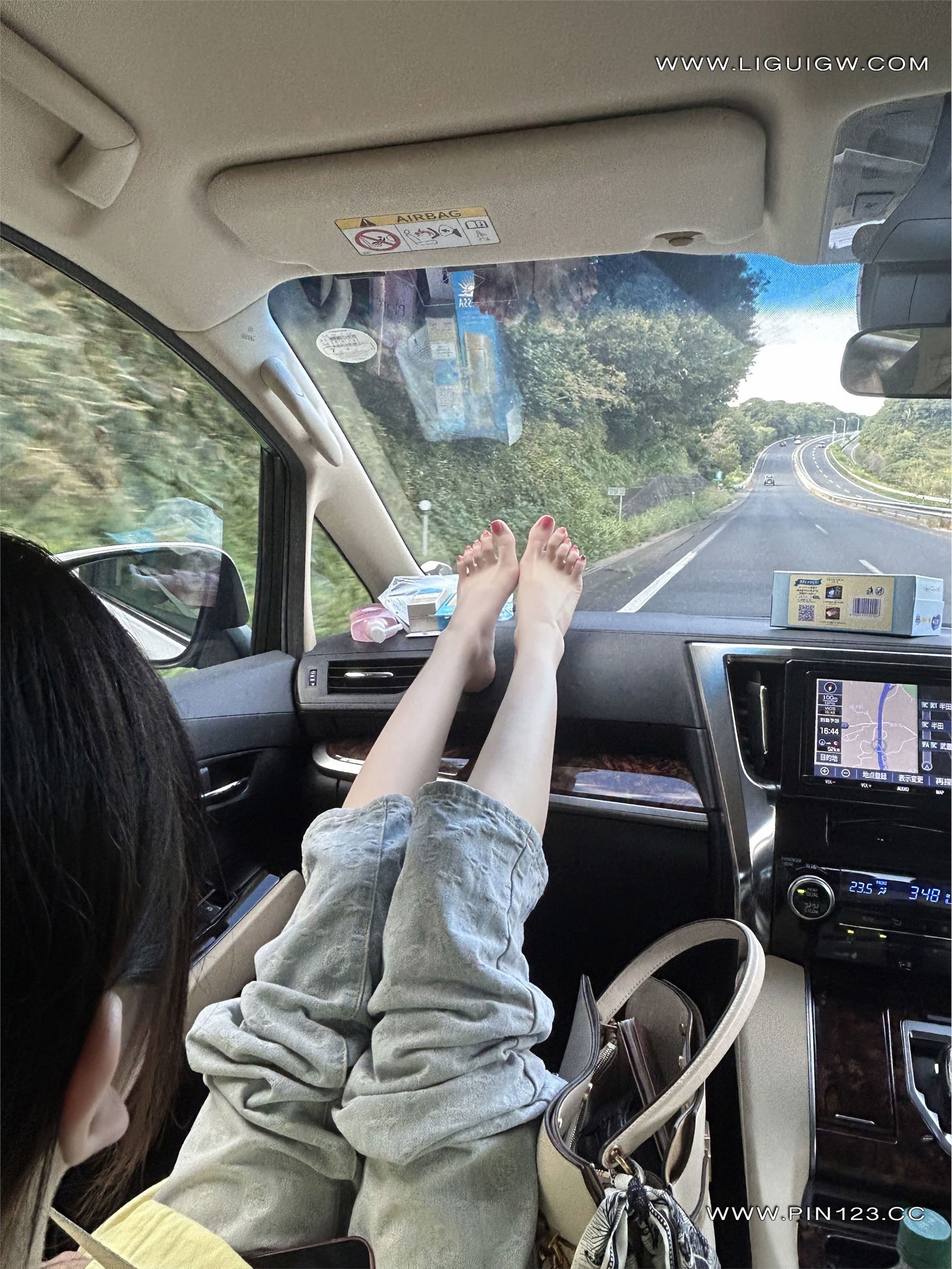 Ligui丽柜  2024.11.14 日本旅拍3 兔子